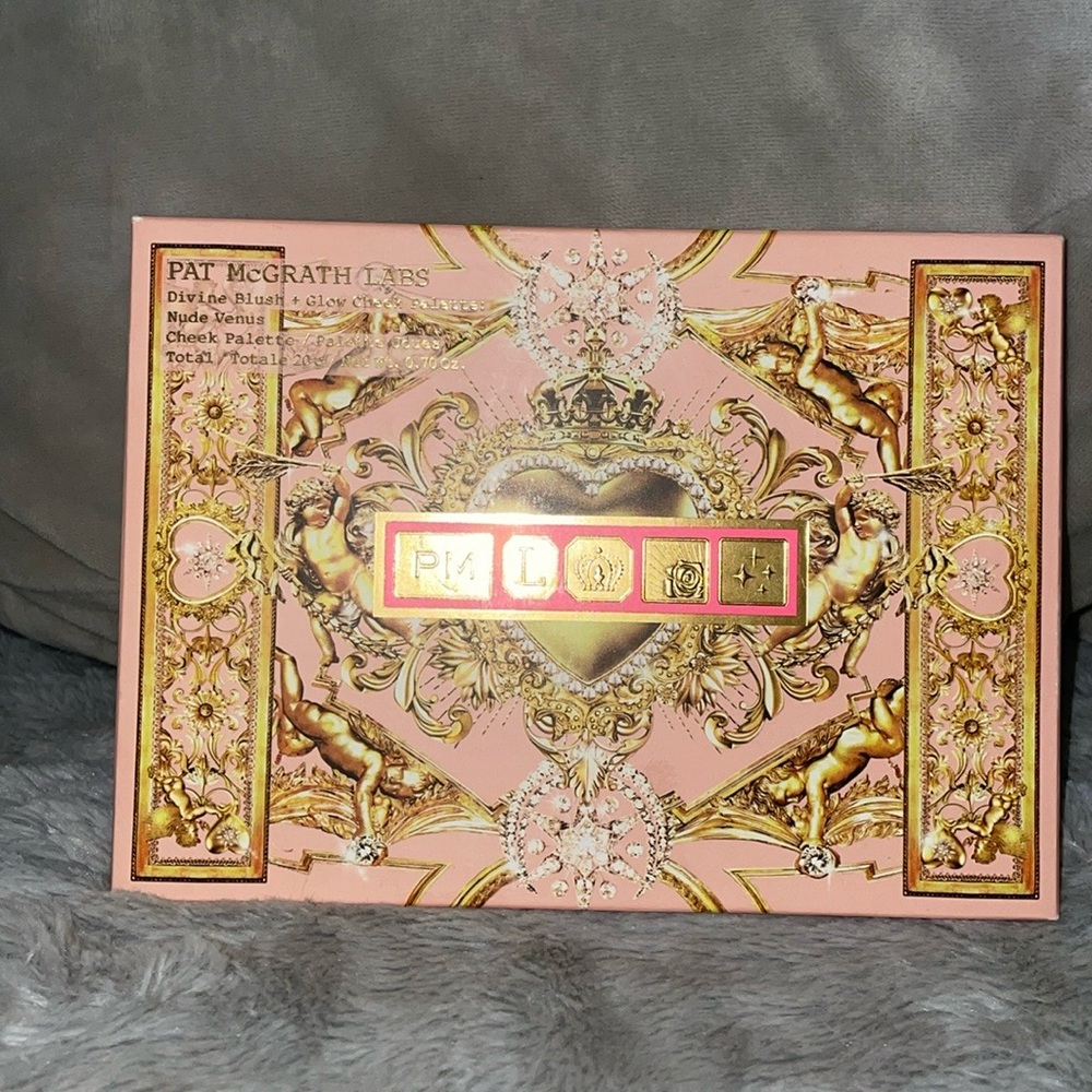 Pat McGrath Devine Blush + Glowy Cheek palette